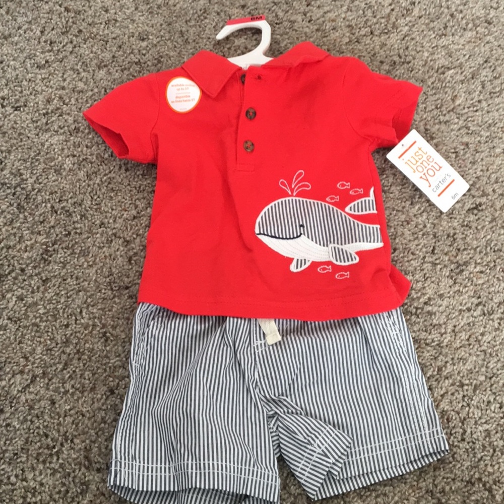 NWT Carter’s baby boy (size 6 month) whale set